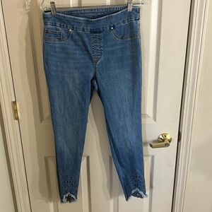 CHICOs size.05 (4-6) EUC jegging  lt blue denim